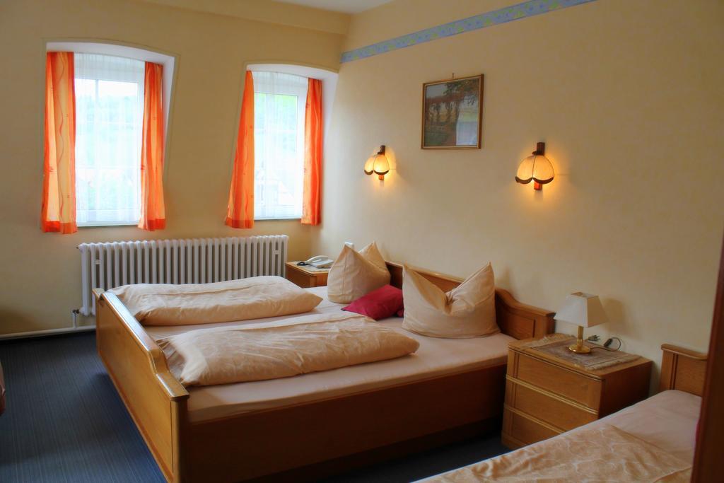 Schwarzes Lamm Hotel Rothenburg ob der Tauber Bilik gambar