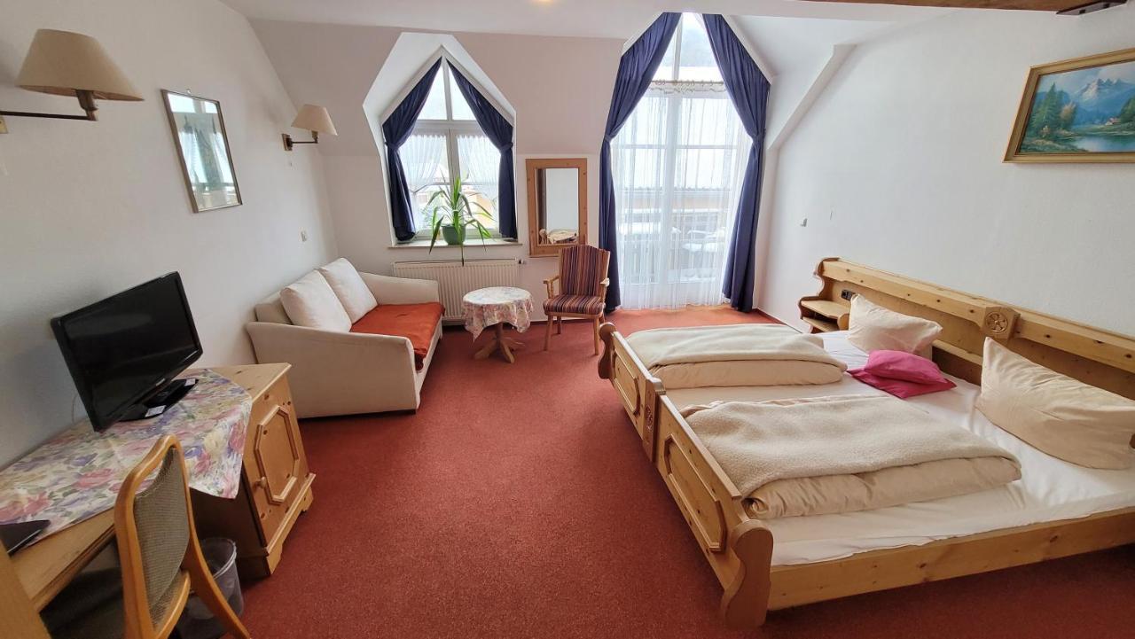 Schwarzes Lamm Hotel Rothenburg ob der Tauber Luaran gambar